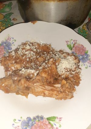 Una foto de Guiso de pollo y lentejas