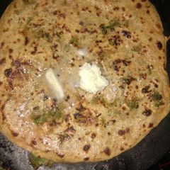 A picture of Muli paratha.