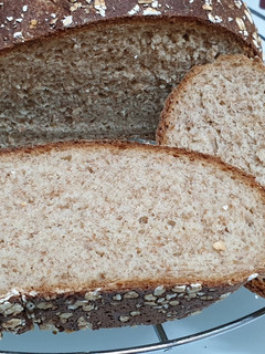 Una foto de Pan de espelta y avena