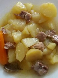 Una foto de Guiso de patatas con carne