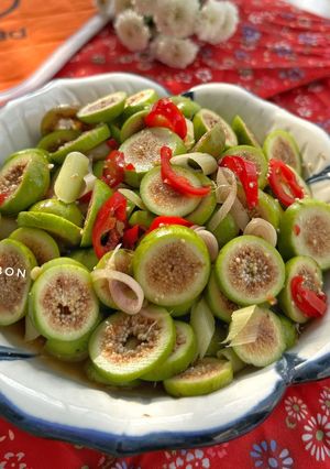 Hình của món Sung Muối Xổi Sả Ớt (Từ Mâm Ngũ Quả).