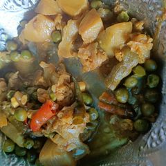 Aloo gobhi matar sabji A picture of Aloo gobhi matar sabji.