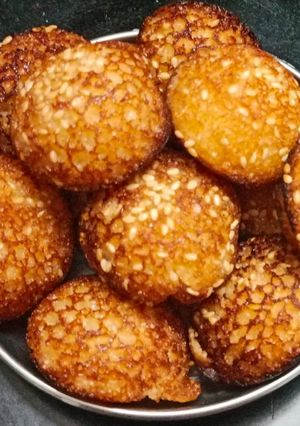 जाळीदार गोड आप्पे रेसिपी चे मुख्य फोटो 