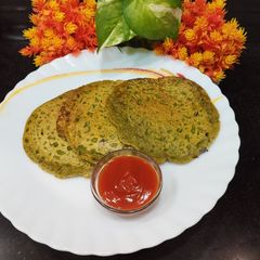 A picture of Spinach & Chickpea Flour Chilla.