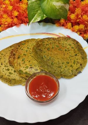 A picture of Spinach & Chickpea Flour Chilla.