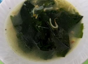 Foto resep Sup Rumput Laut (eksperimen 1 - udang)