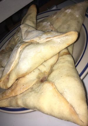Una foto de 👩🍳 Fatay 👩🍳(o Empanadas Árabes)