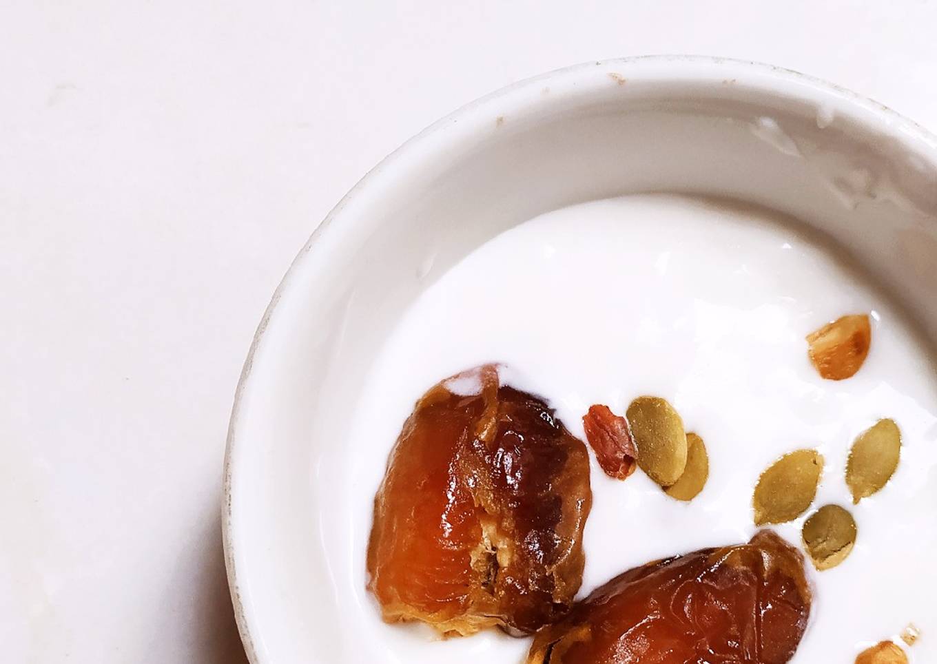 Greek yogurt from fresh goat milk