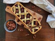 Una foto di crostata farro