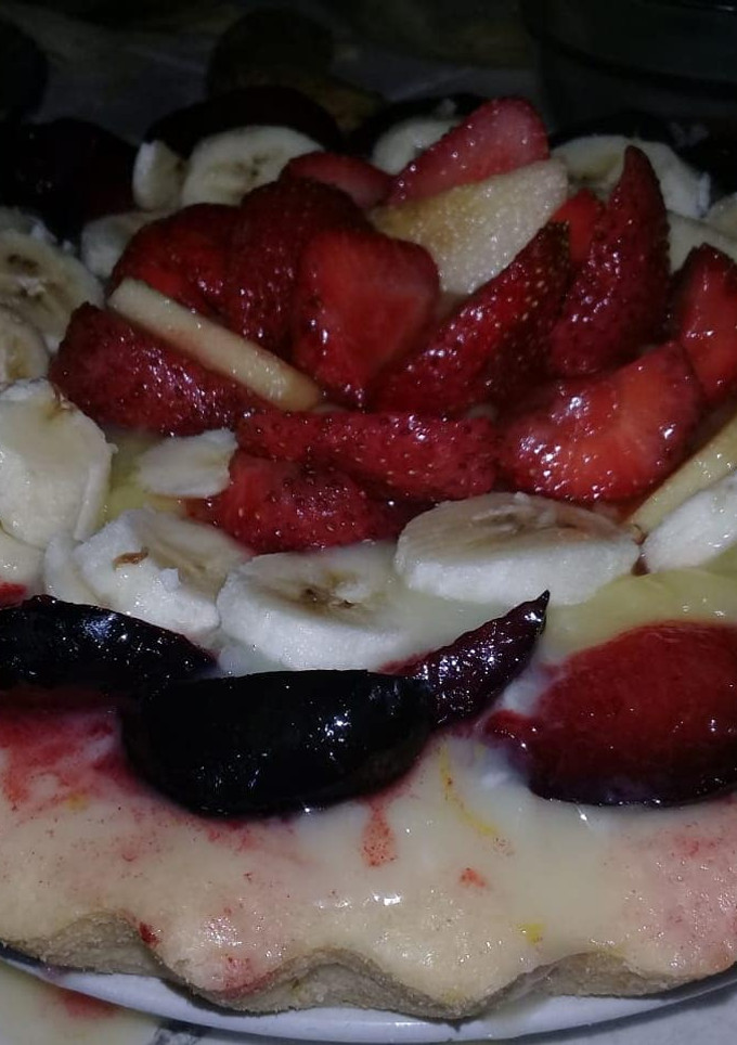 Una foto de Tarta frutal 🍏🍋🍑🍊!!!