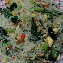 A picture of Oseng2 Sohun dan Telur.