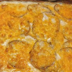 A picture of My creamy cheesy potato gratin.