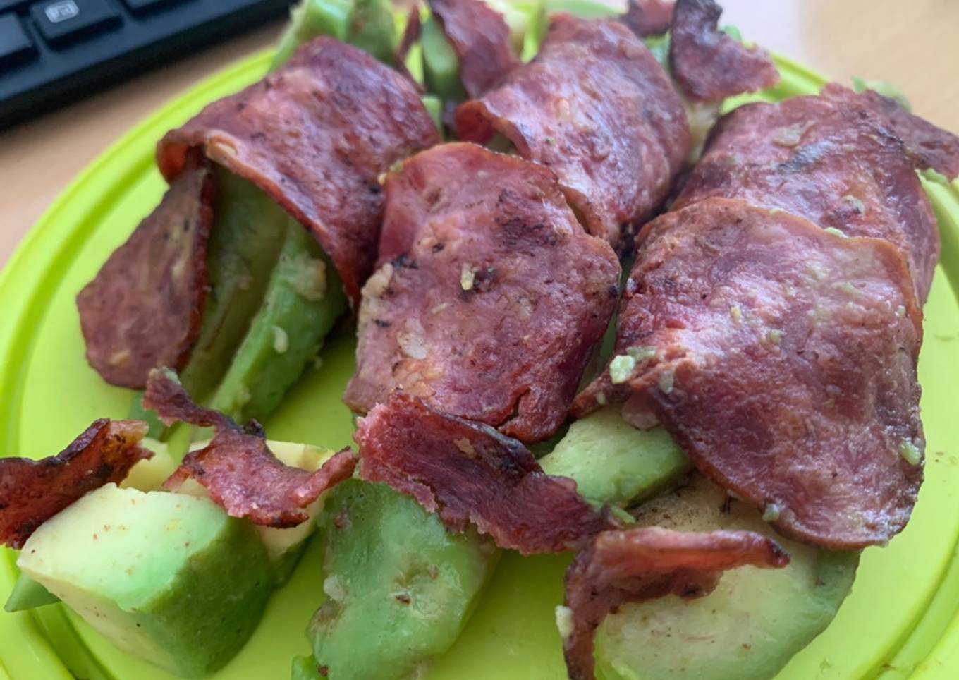 Beef bacon avocado