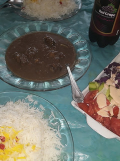 عکسی از دستور فسنجان با گوشت گوسفندی