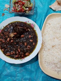 عکسی از دستور خورشت قورمه سبزی مجلسی