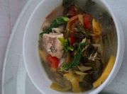 A picture of canh cá mè