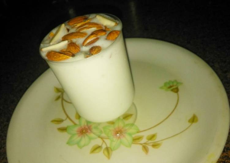 Steps to Make Banana shake in 13 Minutes for Family