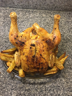 Una foto de Pollo al horno marinado con papas