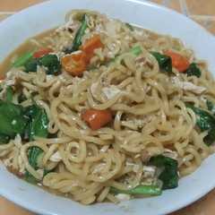 A picture of Mie Tek Tek Pedas.