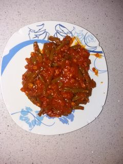 Una foto de Judías verdes con jamón y tomate