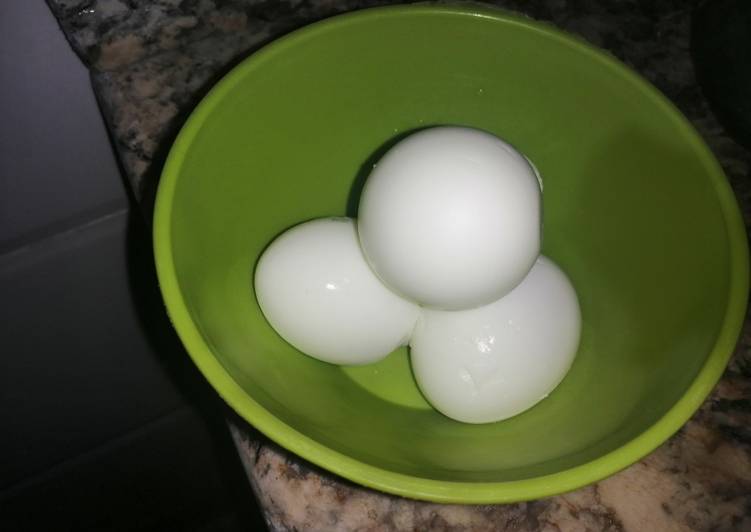 Simple Way to Make Any-night-of-the-week Perfectly boiled egg without cracks