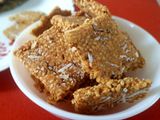 तिळाची चिक्की/तिळगुळ चिक्की (tilgud chikki recipe in marathi)