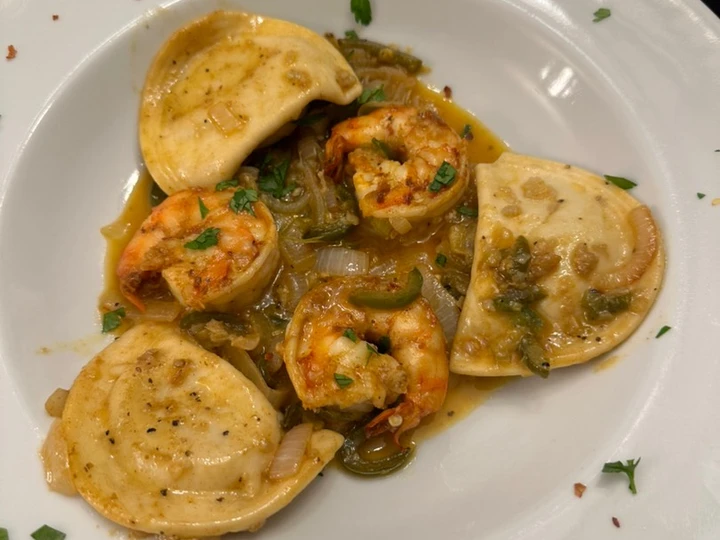 Easy Steps to Make Mexican Garlic Shrimp with Pierogies which Delicious