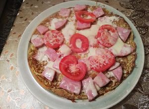 O poză a rețetei Pizza cu blat de dovlecel.