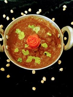 अमृतसरी पिंडी छोले (Amritsari Pindi chole recipe in hIndi) रेसिपी मुख्य फोटो