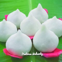 Manda Pitha(Rice Flour Dumpling) A picture of Manda Pitha(Rice Flour Dumpling).