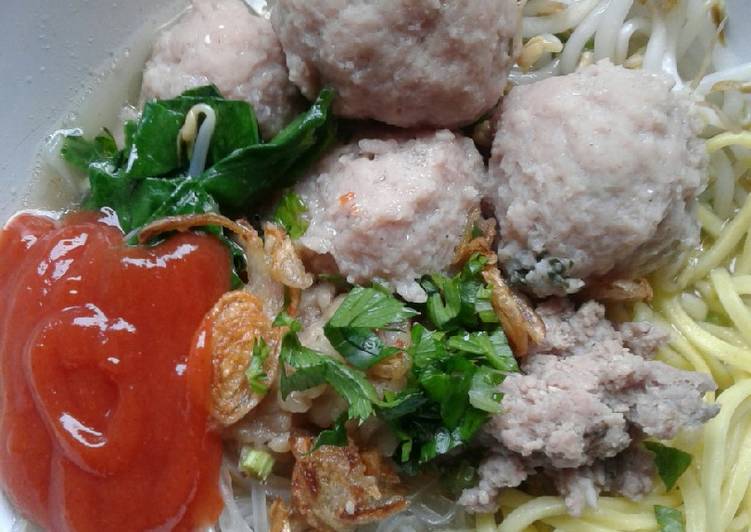 Langkah Mudah untuk Membuat Bakso Sapi Ayam Anti Gagal