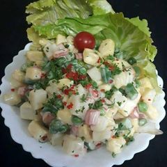 A picture of My Christmas Russian Salad.