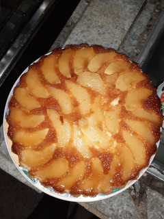 Una foto de Tarta de manzana invertida 🍎