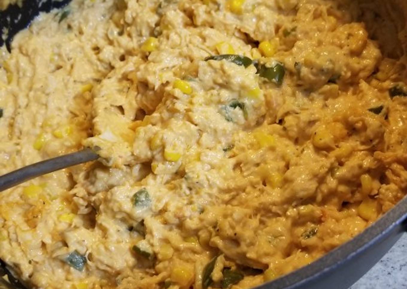 Simple Way to Make Favorite Easy Buffalo Chicken & Crab Dip with Beer
Cheese