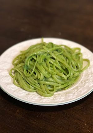 A picture of Wild garlic genovese.