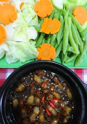 Hình của món Rau luộc chấm kho quẹt.