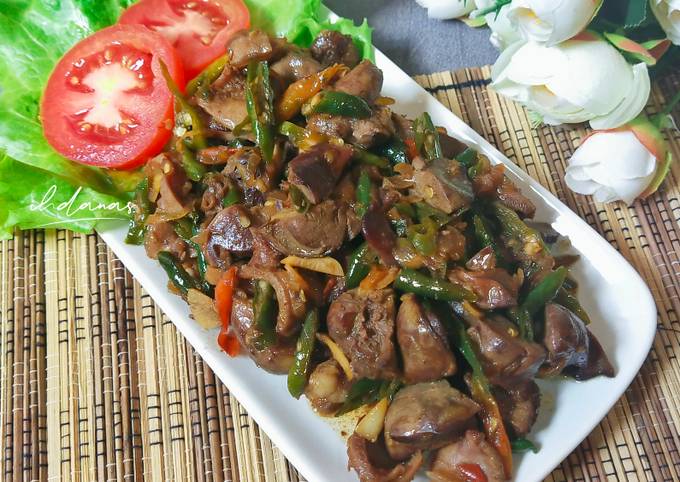 Bagaimana cara buat Oseng Ati Ampela Lombok Ijo (cabai hijau)  spesial