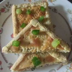 A picture of Crispy biscuits.