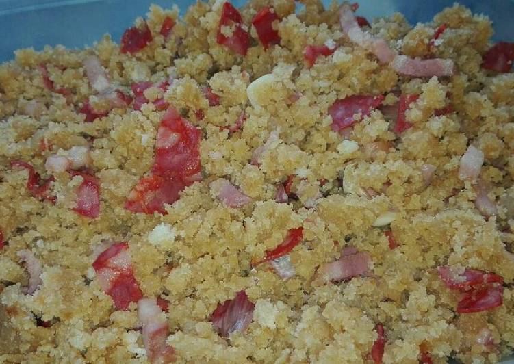 Migas con panceta y chorizo