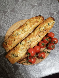 Fokhagymás sajtos bagett recept fotója