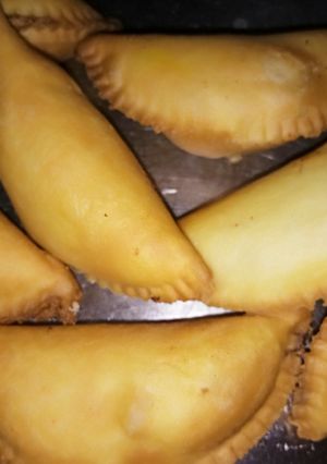 A picture of Gujiya.