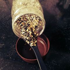 A picture of Panch phoron (used for enhancing the taste of indian cuisines).