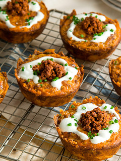 Una foto de Muffins de Papa con Chorizo y Huevo