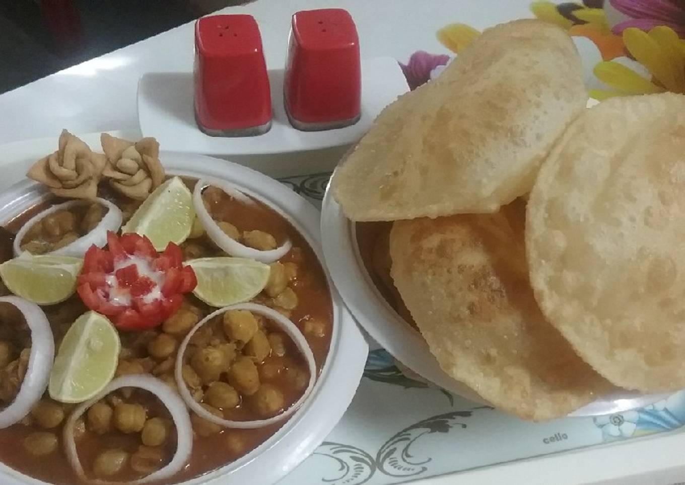 Chole-Bhature