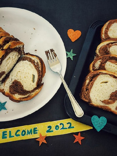 சாக்லேட் ஸ்வ்ரில் பிரெட்(chocolate swirl bread recipe in tamil) செய்முறை முக்கிய புகைப்படம்