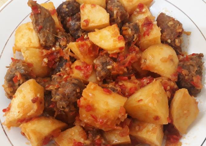 Daging Kentang Balado