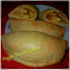 A picture of Paneer Capsicum Calzone.