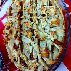 A picture of POT PIE CHICKEN pot pie.