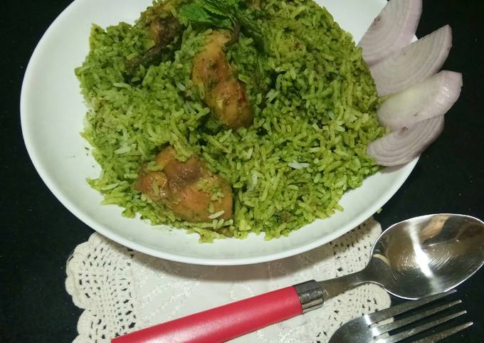 Afghani Zamarod Rice