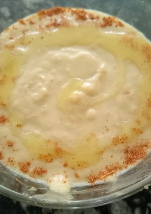 A picture of Hummus.